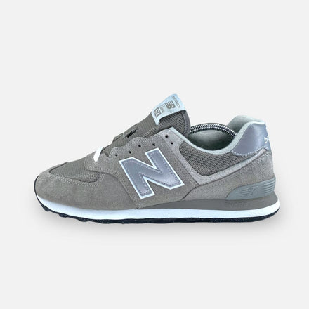 Tweedehands New Balance Ml574 - Maat 44 1