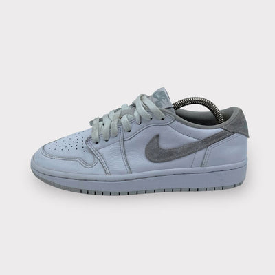 Tweedehands Air Jordan 1 WMNS Low OG 'Neutral Grey' - Maat 39 1