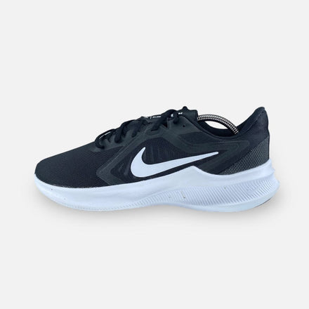 Tweedehands Nike Downshifter 10 - Maat 45 1