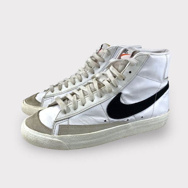 Tweedehands Nike WMNS Blazer Mid 77 Vintage OG &