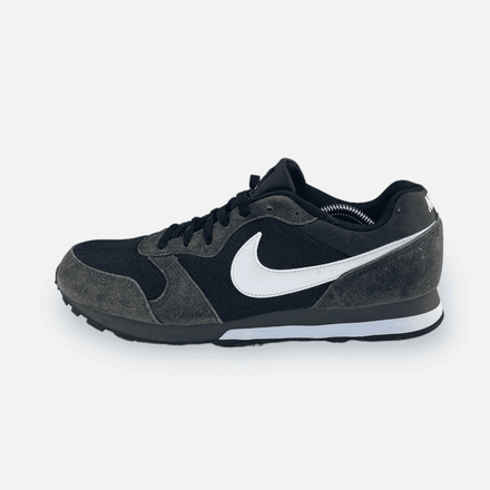 Tweedehands Nike MD Runner 2 - Maat 44 1