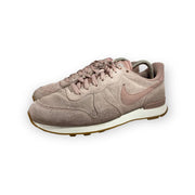 Nike Wmns Internationlist SE "Particle Pink" - Maat 40 Nike