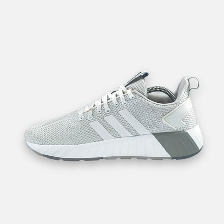 Tweedehands Adidas Questar - Maat 42 1