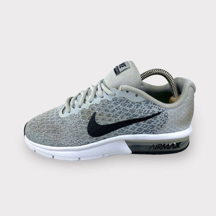 Tweedehands Nike Air Max Sequent 2 - Maat 37.5 1