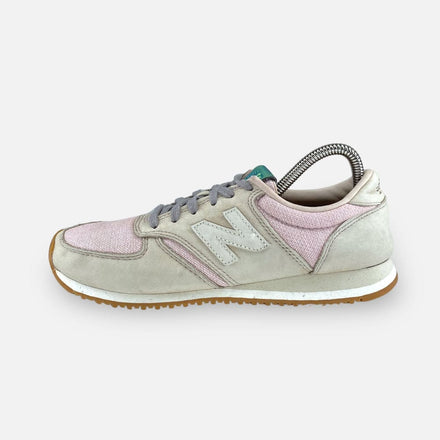 Tweedehands New balance 420 Women's - Maat 39 1