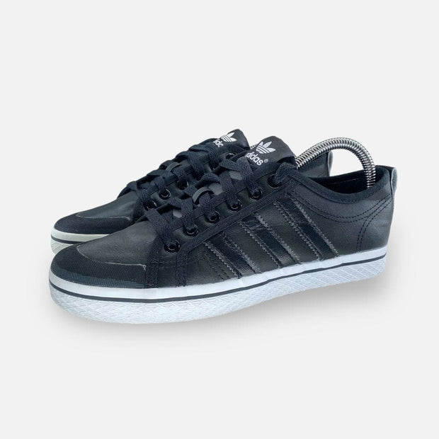 Tweedehands Adidas low - Maat 39.5 3