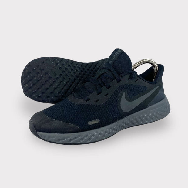 Tweedehands Nike Revolution 5 - Maat 39 4