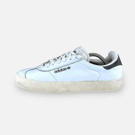 Tweedehands Adidas - Maat 42 1
