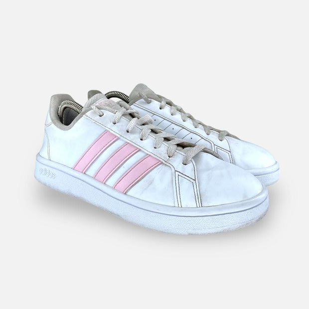 Tweedehands Adidas Grand Court Base - Maat 39.5 2