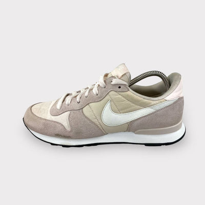 Tweedehands Nike Internationalist - Maat 41 1