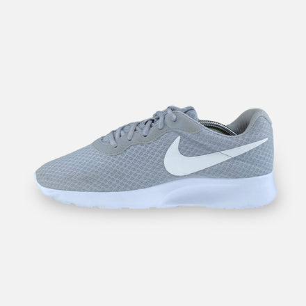 Tweedehands Nike Tanjun - Maat 42 1