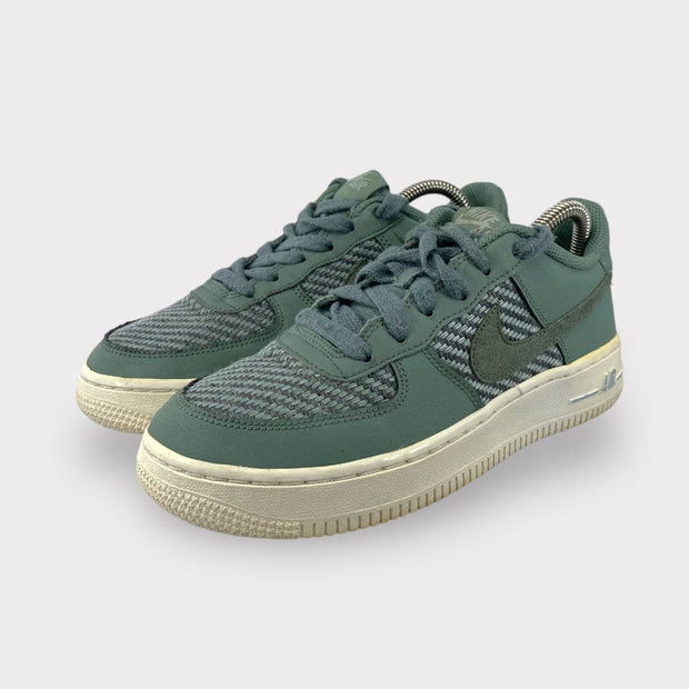 Tweedehands Nike Air Force 1 LV8 - Maat 37.5 2